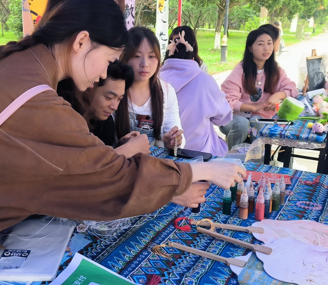 同学1.png